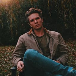 Ian Noe's artist profile image