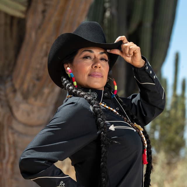 Lila Downs artist profile image