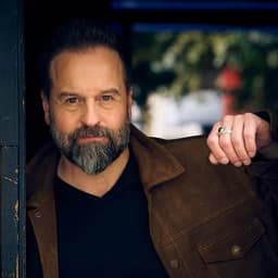 Alfie Boe's artist profile image