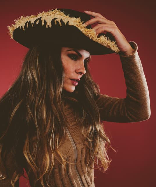 Sara Costa artist profile image