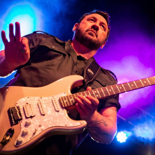 King King artist profile image