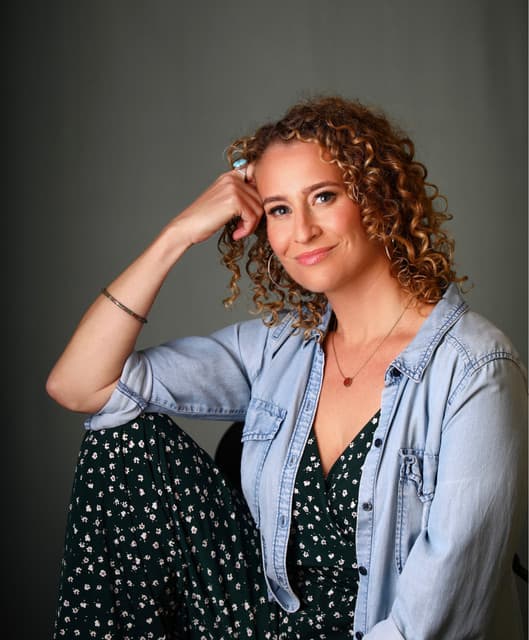 Anna K. Jacobs artist profile image