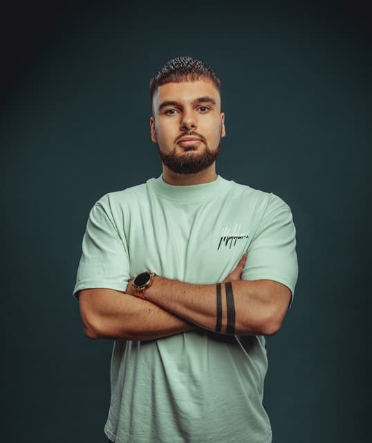 Deviation artist profile image