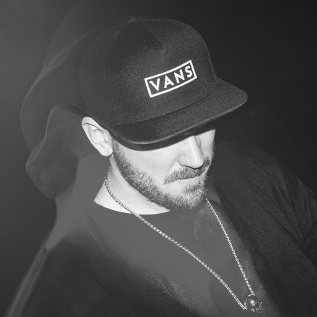 MAGNAVOLT artist profile image