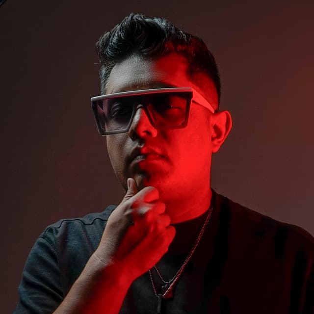 Sr. Duffer artist profile image