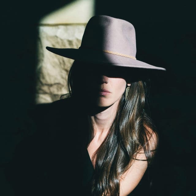 Ira Wolf artist profile image