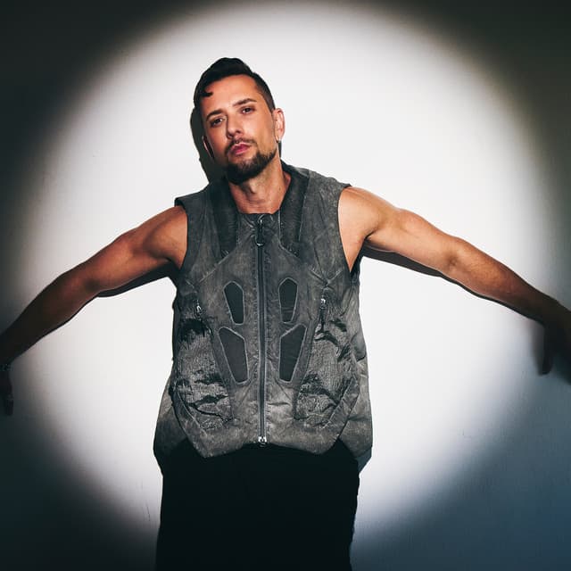 David Hernandez artist profile image