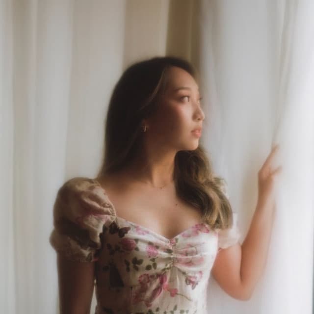 Sarah Kang artist profile image
