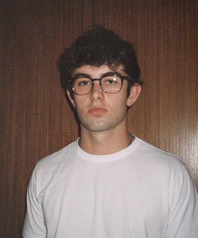 ian's artist profile image