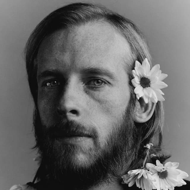 Kevin Devine's artist profile image