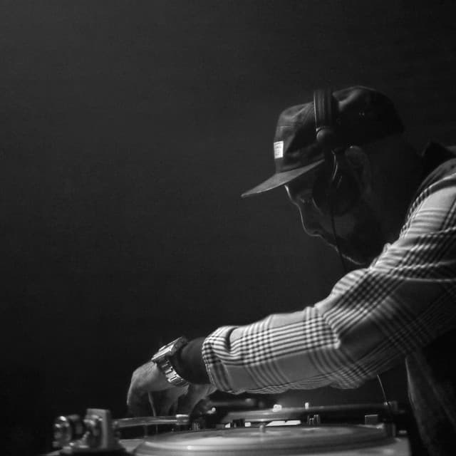 DJ Nu-Mark artist profile image