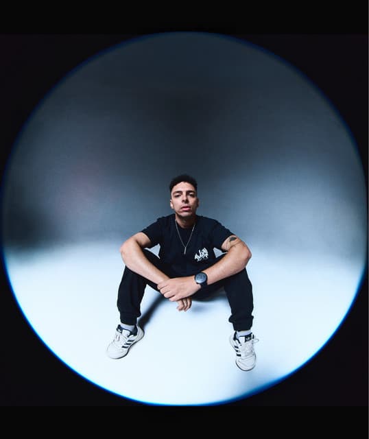 Ezequiel Arias artist profile image