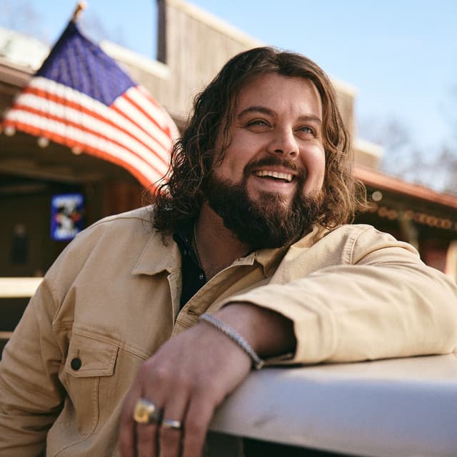 Dillon Carmichael's artist profile image