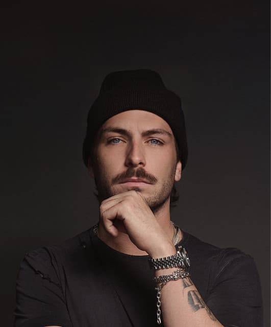 Luke Alexander's artist profile image