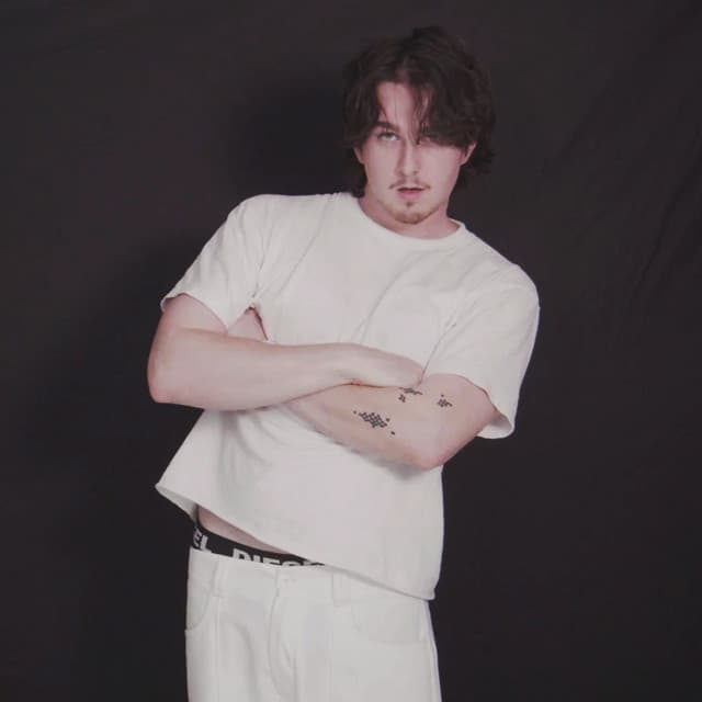3ee artist profile