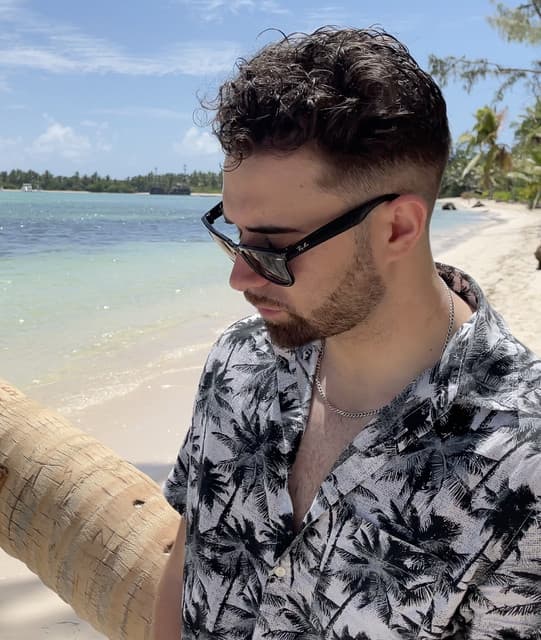 Olan's artist profile image