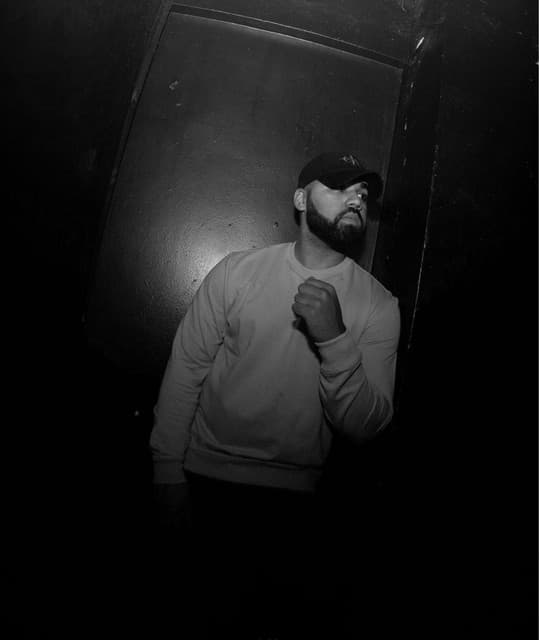 Santeli artist profile image