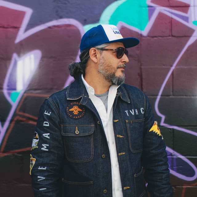 Adrian Sutherland artist profile image