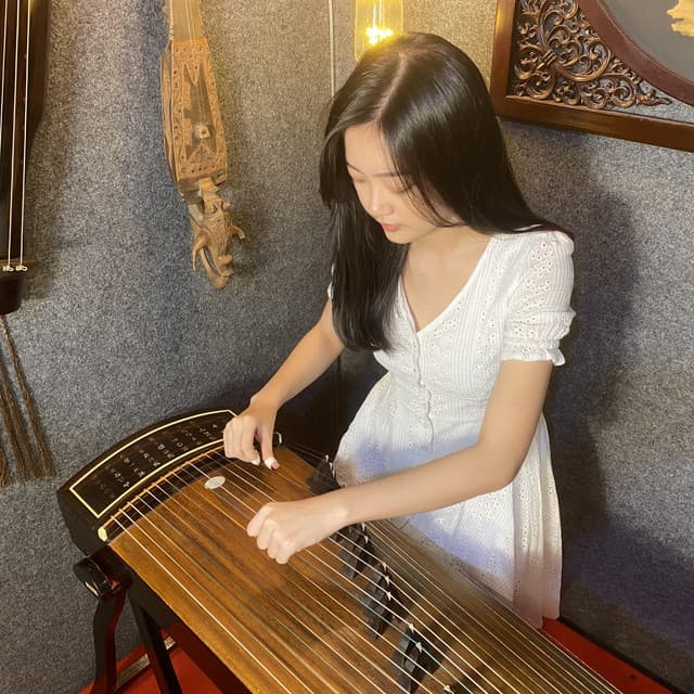 Jocelyn Paramita artist profile image