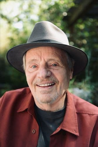 Delbert McClinton artist profile image