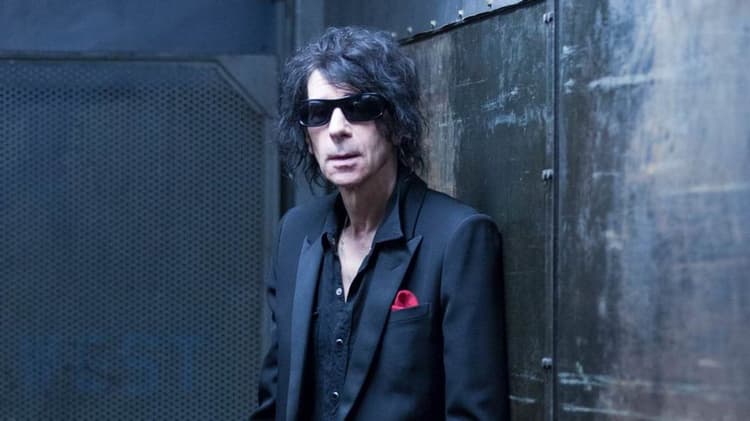 Peter Wolf artist profile image