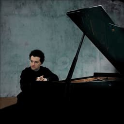 Evgeny Kissin's artist profile image