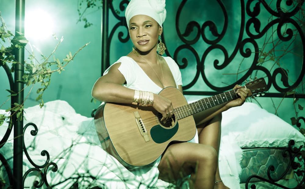 India.Arie profile