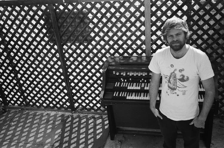 Neil Halstead artist profile image