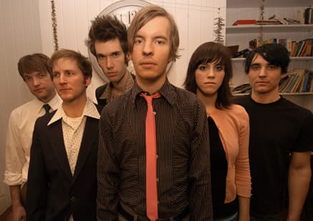 Saturday Looks Good To Me artist profile image