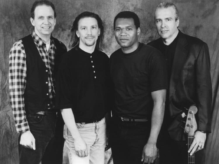 The Robert Cray Band artist profile image