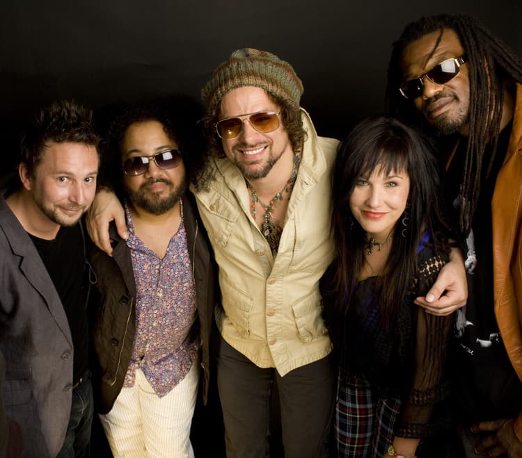Rusted Root artist profile image