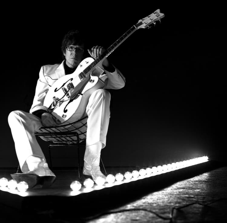 Kenny Vaughan artist profile image