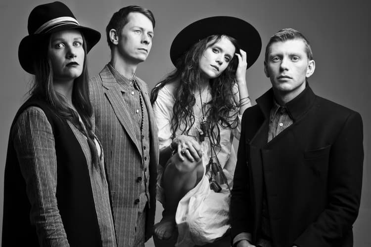 múm artist profile image