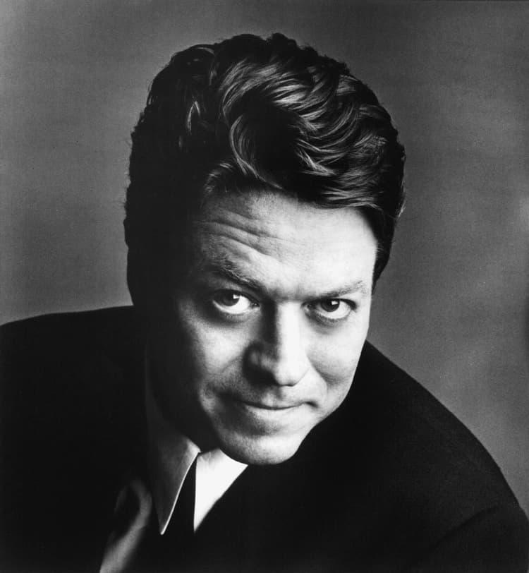 Robert Palmer artist profile image