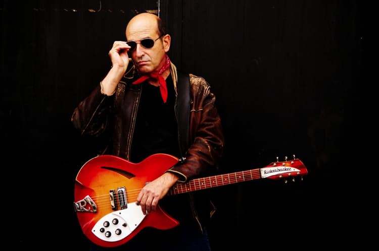 Paul Collins artist profile image
