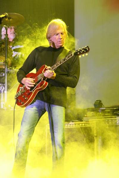 Justin Hayward's artist profile image