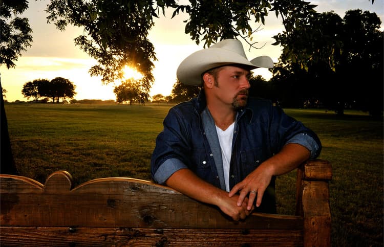 Chris Cagle artist profile image