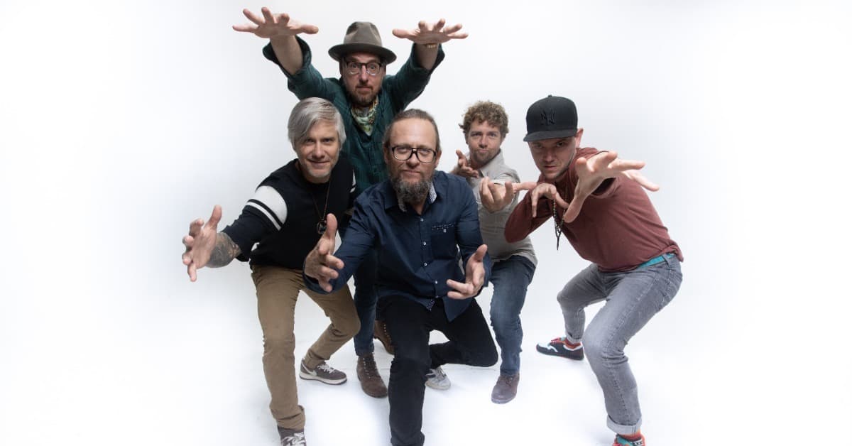 The Infamous Stringdusters event image
