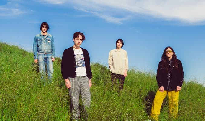 Beach Fossils event image