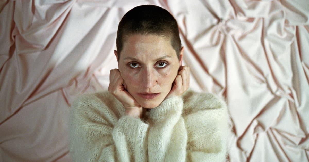 Cate Le Bon  event image