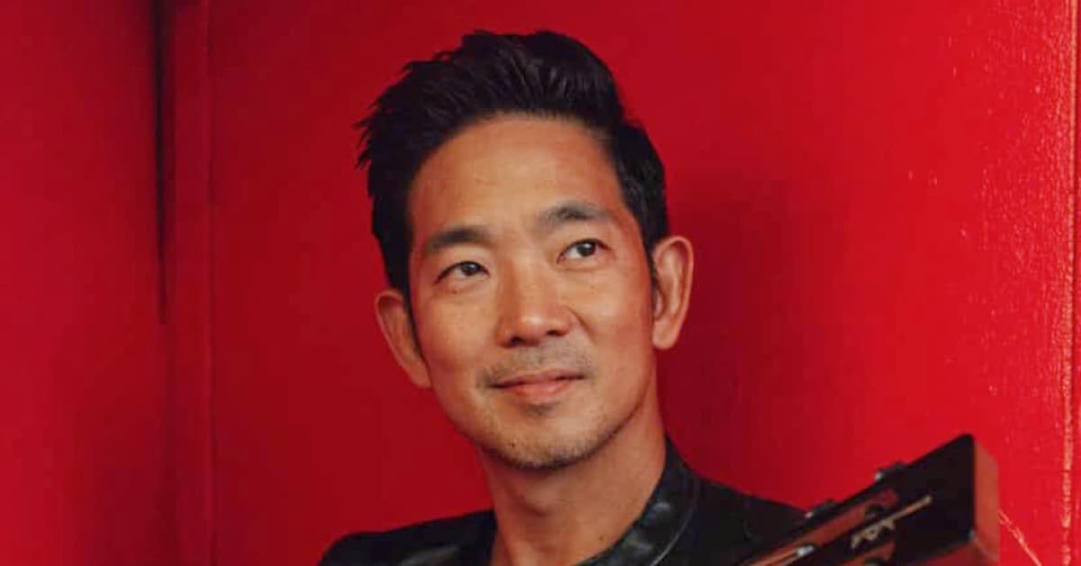 Jake Shimabukuro's Holidays in Hawai'i event image