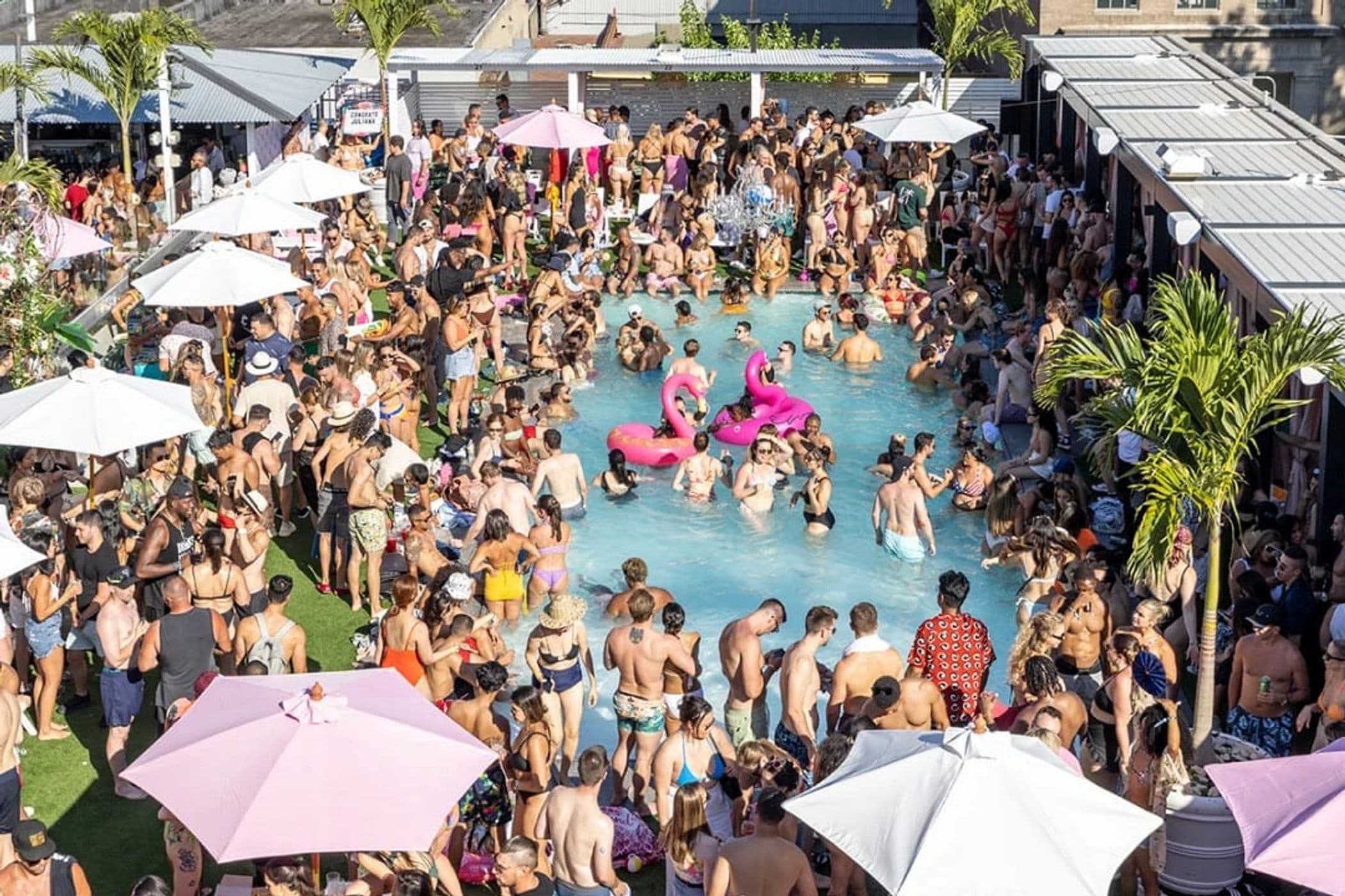 Lundi Bleu @Summer Club event image