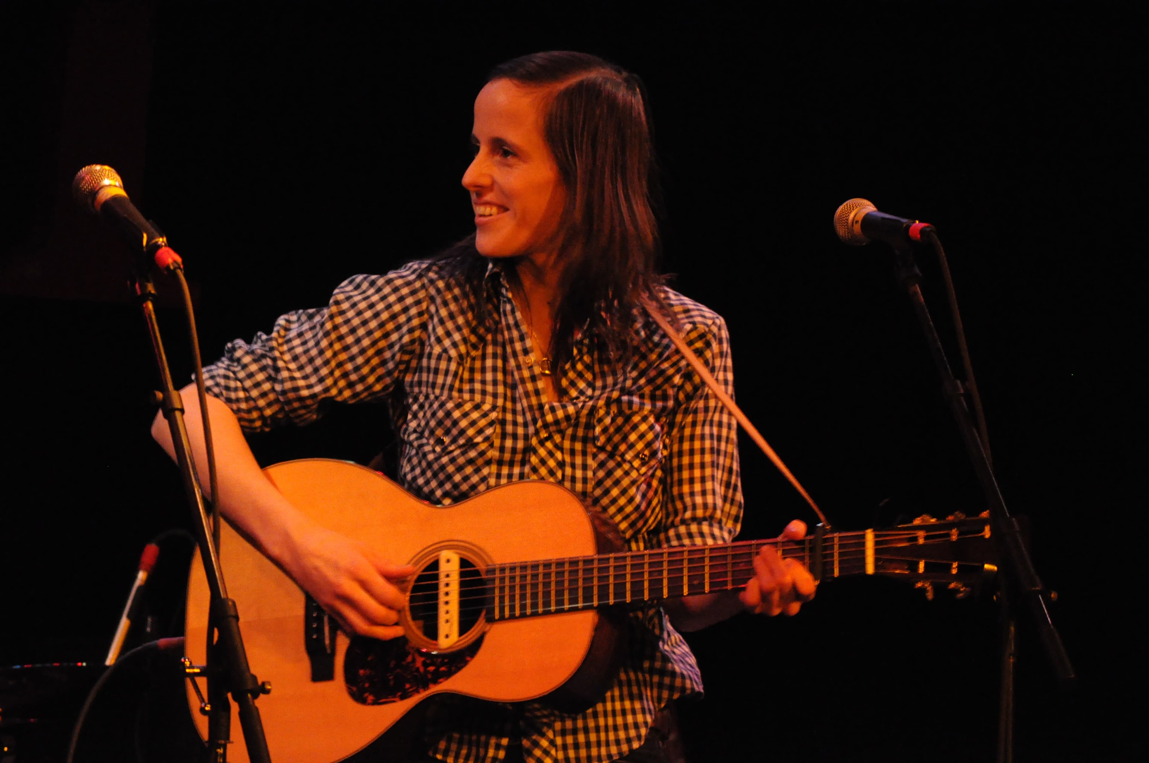 Sera Cahoone (full band) event image