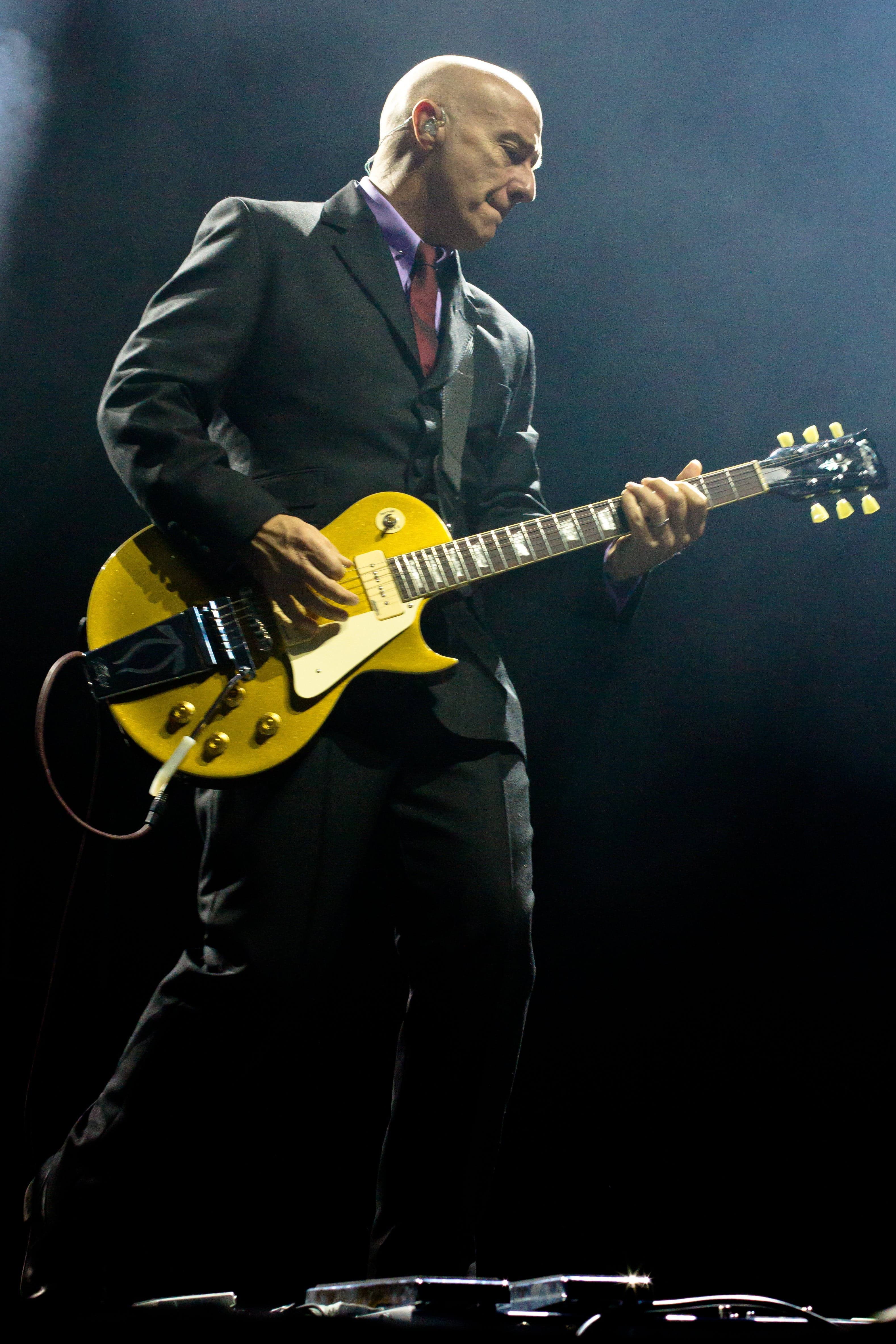 Midge Ure - Man of Two Worlds event image