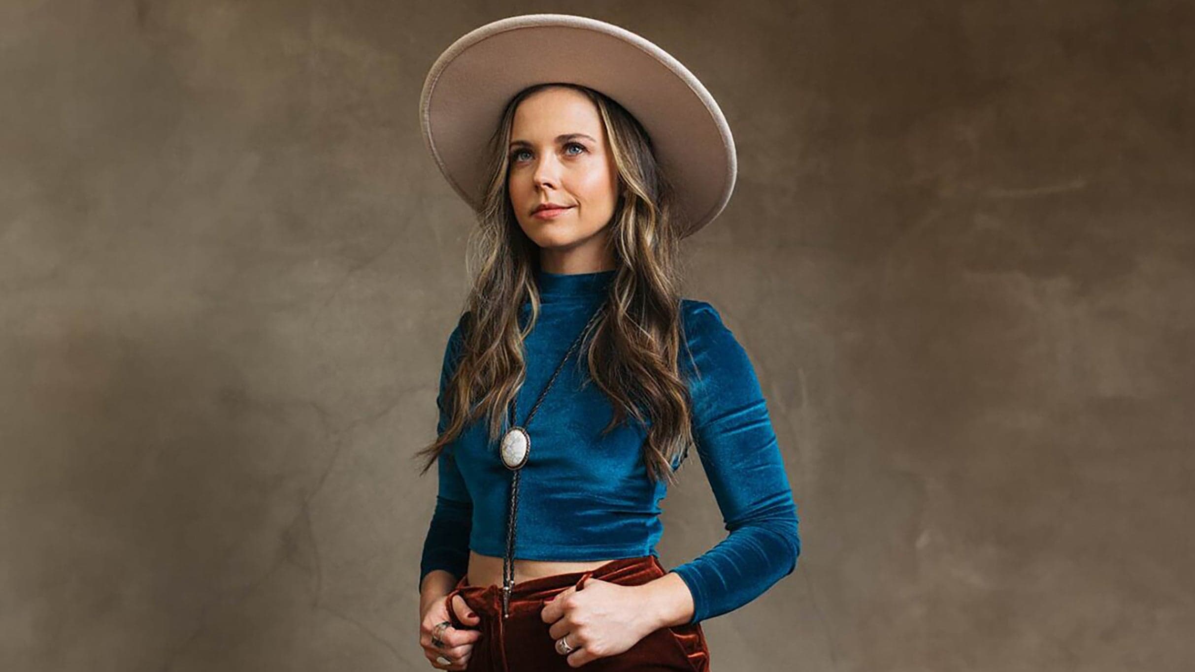 Sierra Hull event image