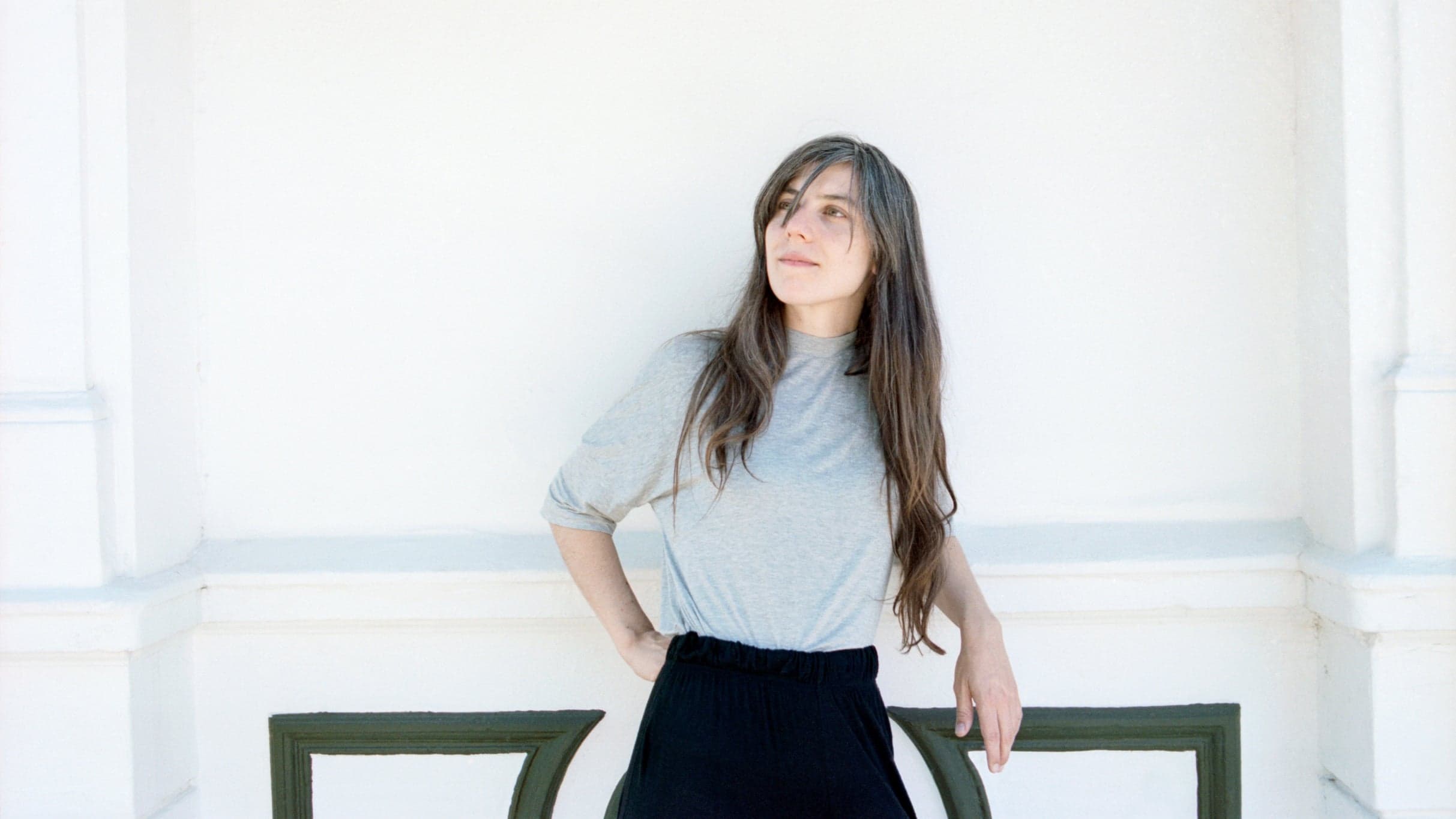 Julia Holter (18+) event image