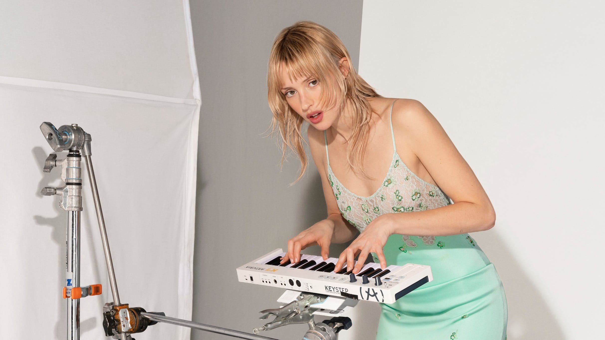 ANGÈLE - INSTINCT TOUR event image
