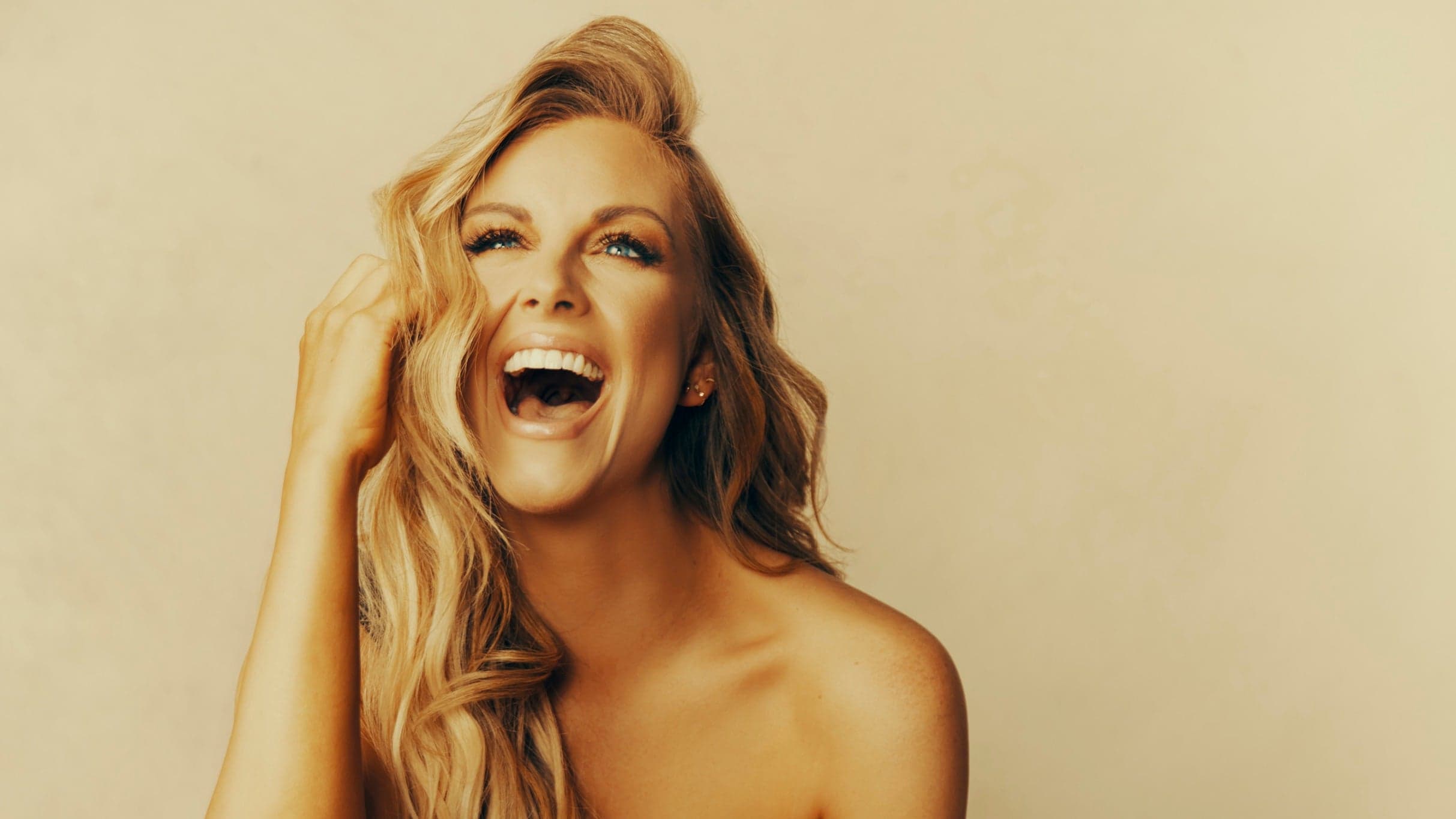 Lindsay Ell - the fence sitter tour event image
