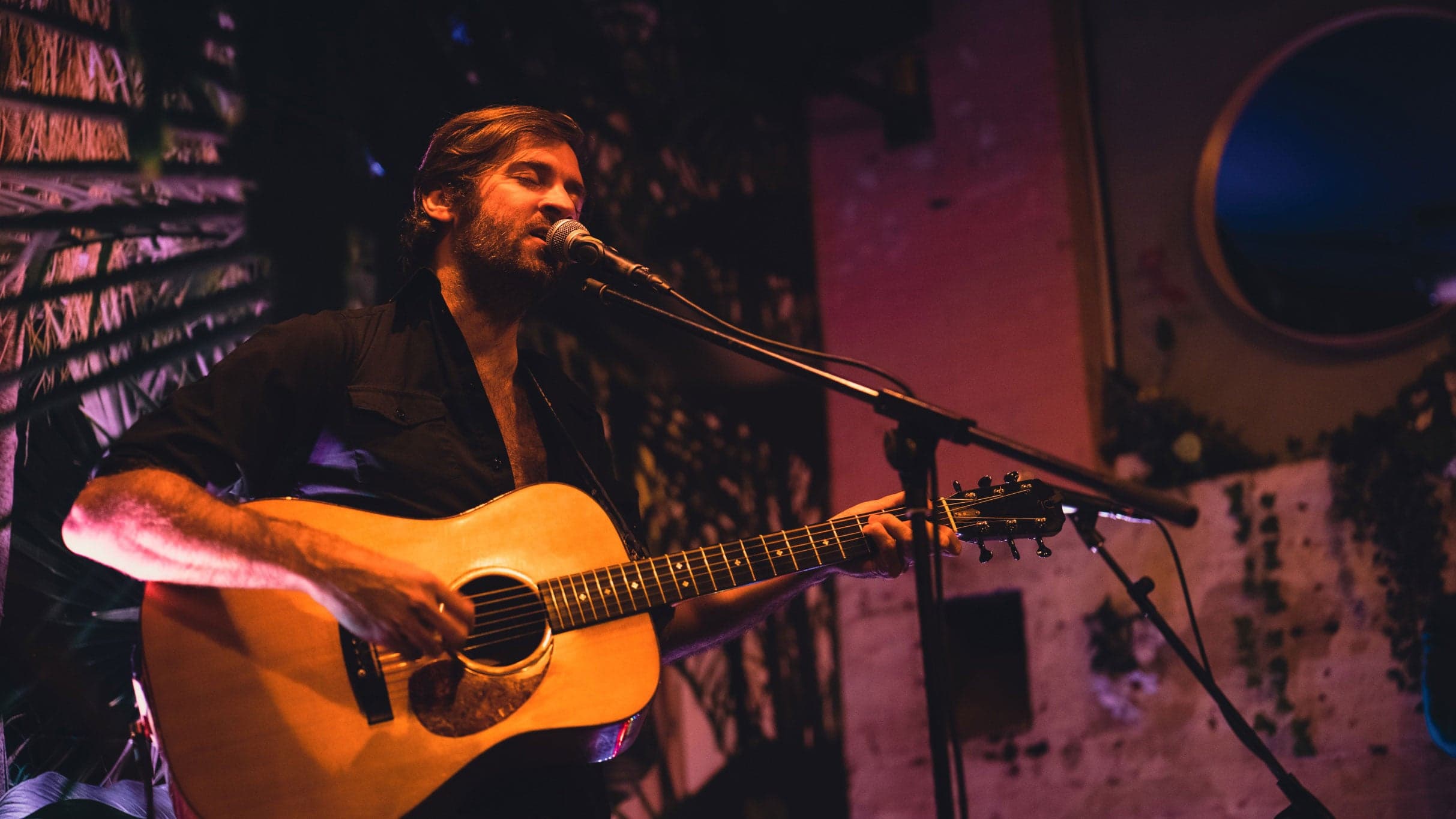 John Craigie with special guest Bella White: Keep It Warm Tour 2023 event image