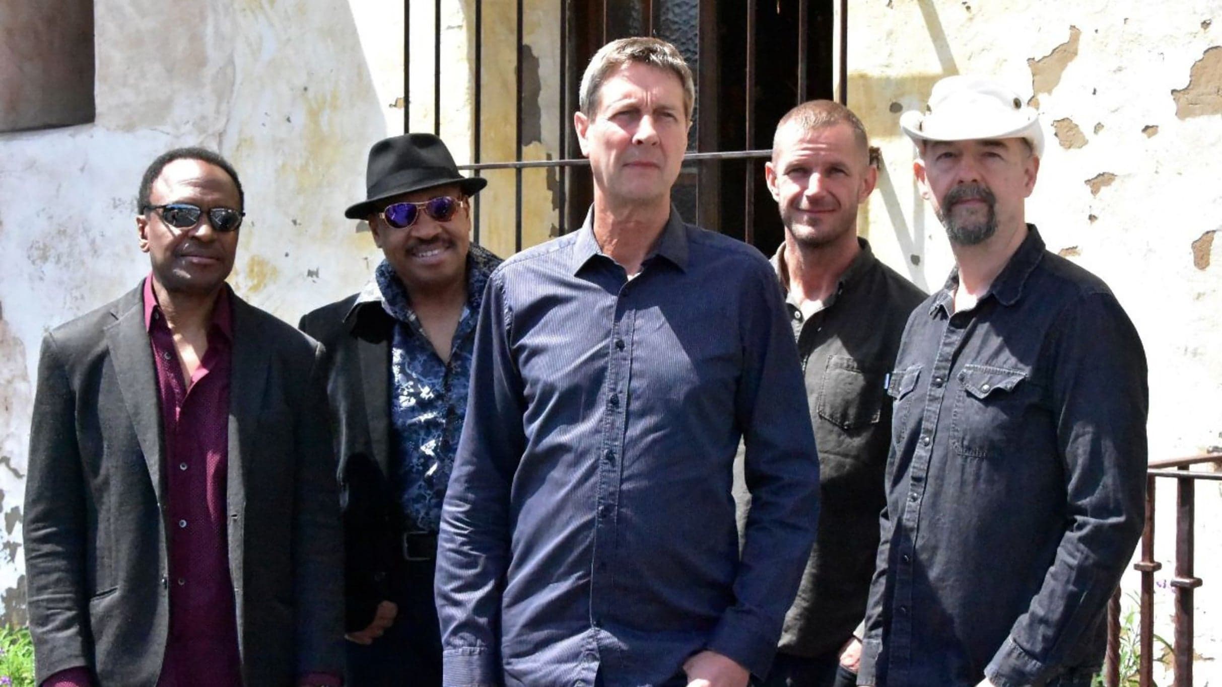 Acoustic Alchemy event image